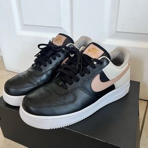 Women Nike Air Force 1 Low Black Metallic Red Bronze (Beige, Pink) Size 8.5